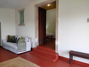 Interior - Fantastic 1-bedroom country house in charming Figueiró Dos Vinhos (Figueiró Dos Vinhos)