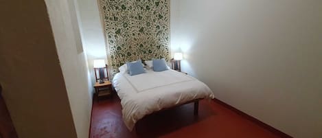 1 habitación, cuna de viaje, wifi y ropa de cama