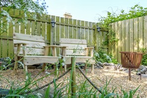 Property grounds - The Little Birdhouse (Greyabbey)