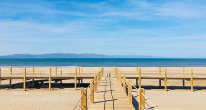 Delta Ebro, 10 min from the beaches, free parking, balcony