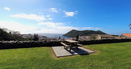 Casa do Becco - Sobre o Centro Histórico e o Oceano
