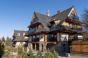 Apartment | Exterior - RentPlanet Apartament Droga na Antałówkę (Zakopane)