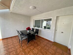 Outdoor dining - Vrbo Property (Costa Adeje)