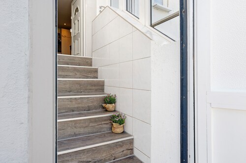 Apartment 'Ferienwohnung Höhenluft' with Private Terrace and Wi-Fi