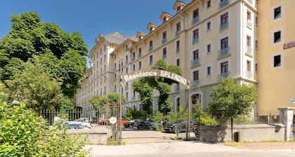 Studio Le Splendid 3-Star Hotel with Mountain View, Shared Garden and Wi-Fi