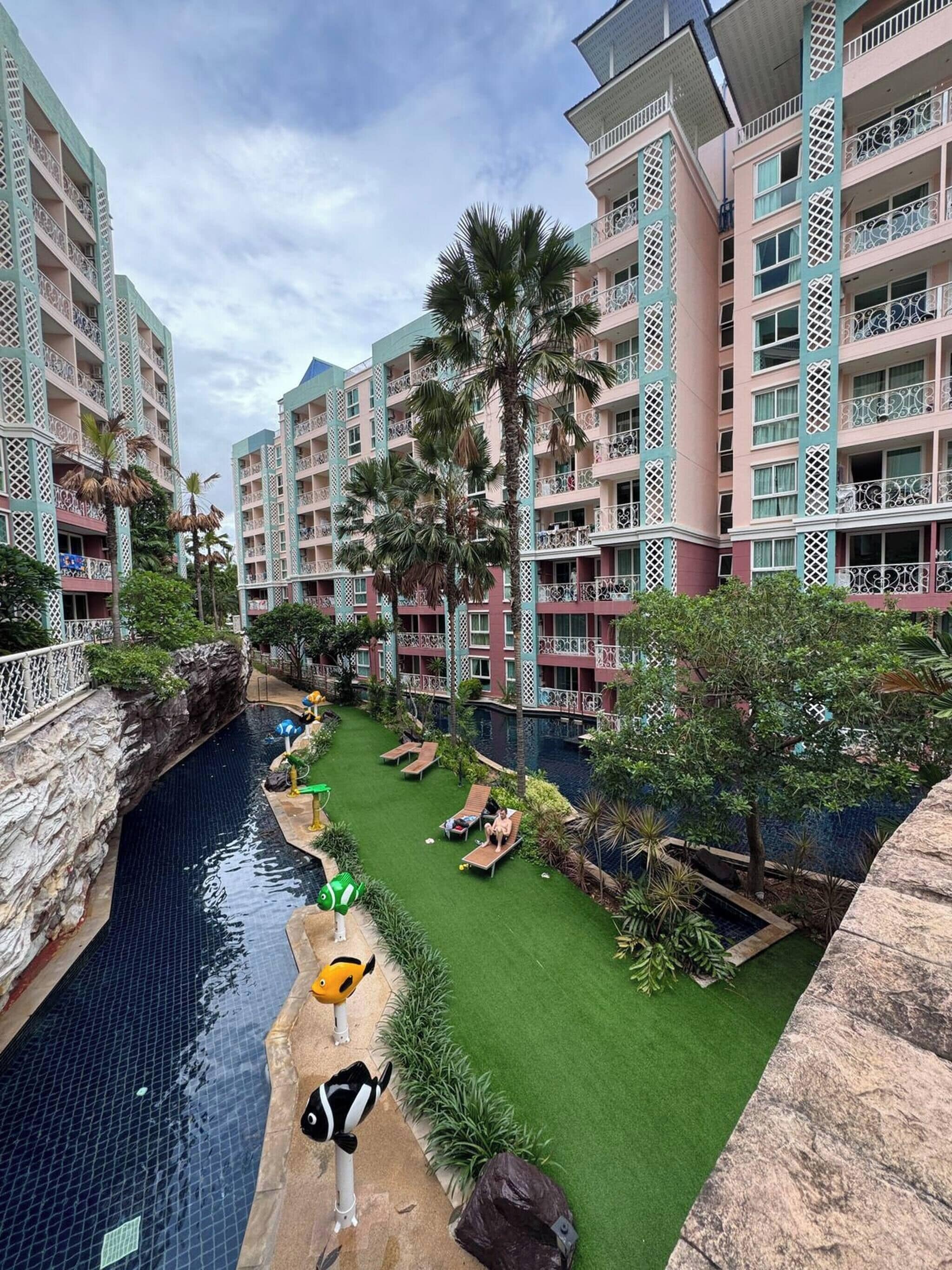 Room, 1 Bedroom, Accessible | Pool