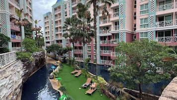 Room, 1 Bedroom, Accessible | Pool