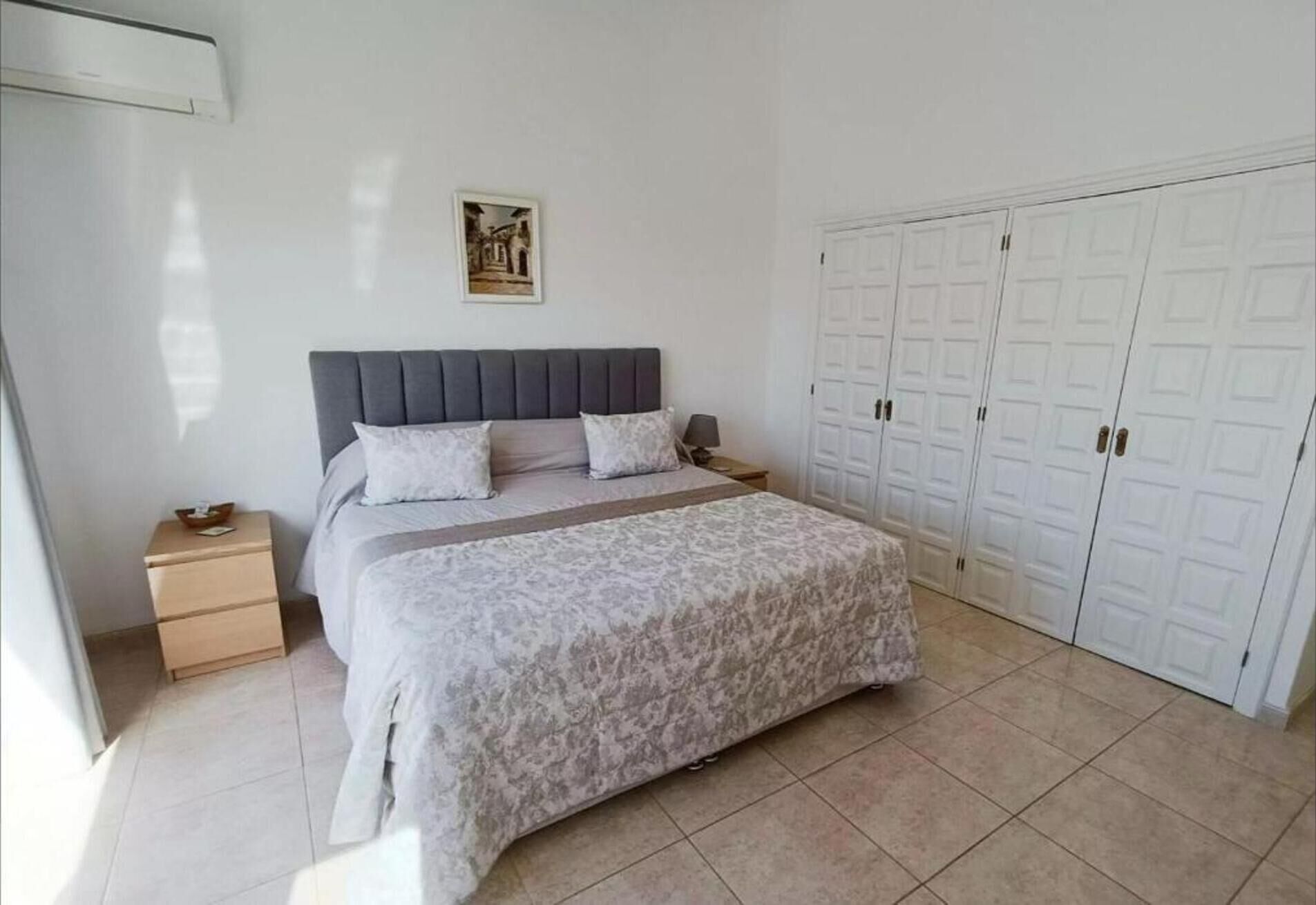 2 dormitorios, wifi gratis, ropa de cama