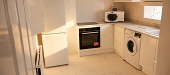Cosy Central Flat| Perfect for work, families and couples