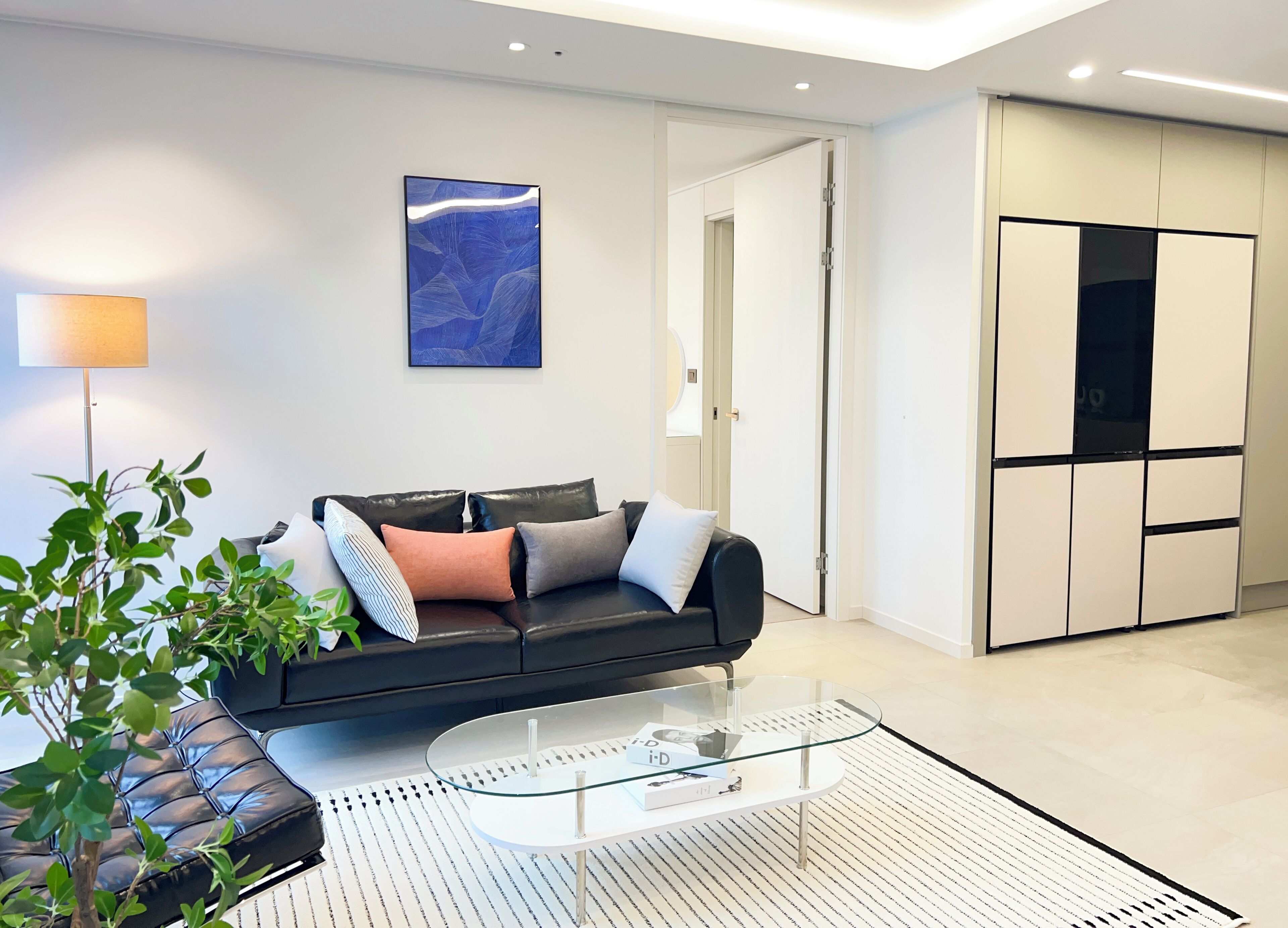Family Double Room, Multiple Beds, Sea View | Living area