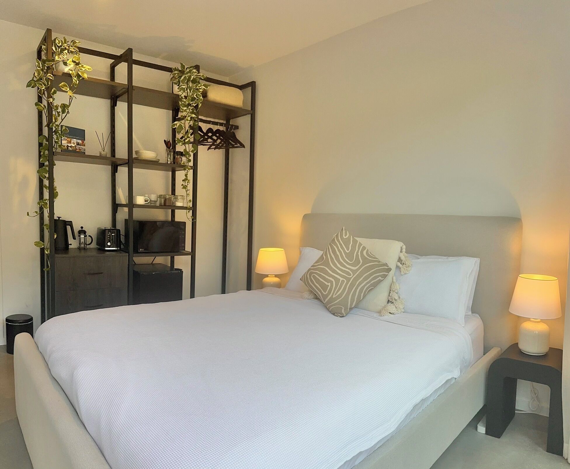 1 chambre, fer et planche à repasser, Wi-Fi gratuit, draps fournis