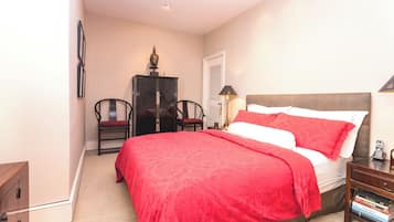 In-room safe, iron/ironing board, free WiFi, bed sheets