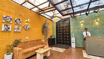 Luxury Villa, Pool View | Lobby