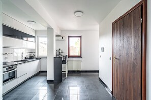 Apartment | Wohnbereich | Smart-TV