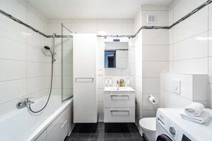 Apartment | Badezimmer