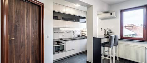 Appartement | Cuisinette privée | CafetiÚre-théiÚre, bouilloire électrique
