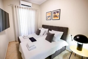 Deluxe Apartment | Soundproofing, iron/ironing board, free WiFi - ML Houses Lefkada (Tsoukalades)