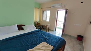 Desk, laptop workspace, free WiFi, bed sheets