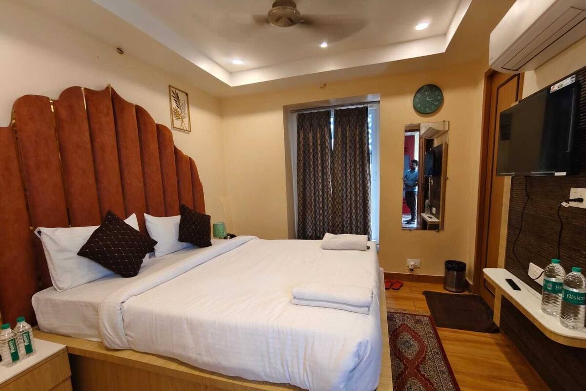Premium Room, River View | Free WiFi