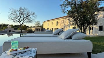 Sundeck