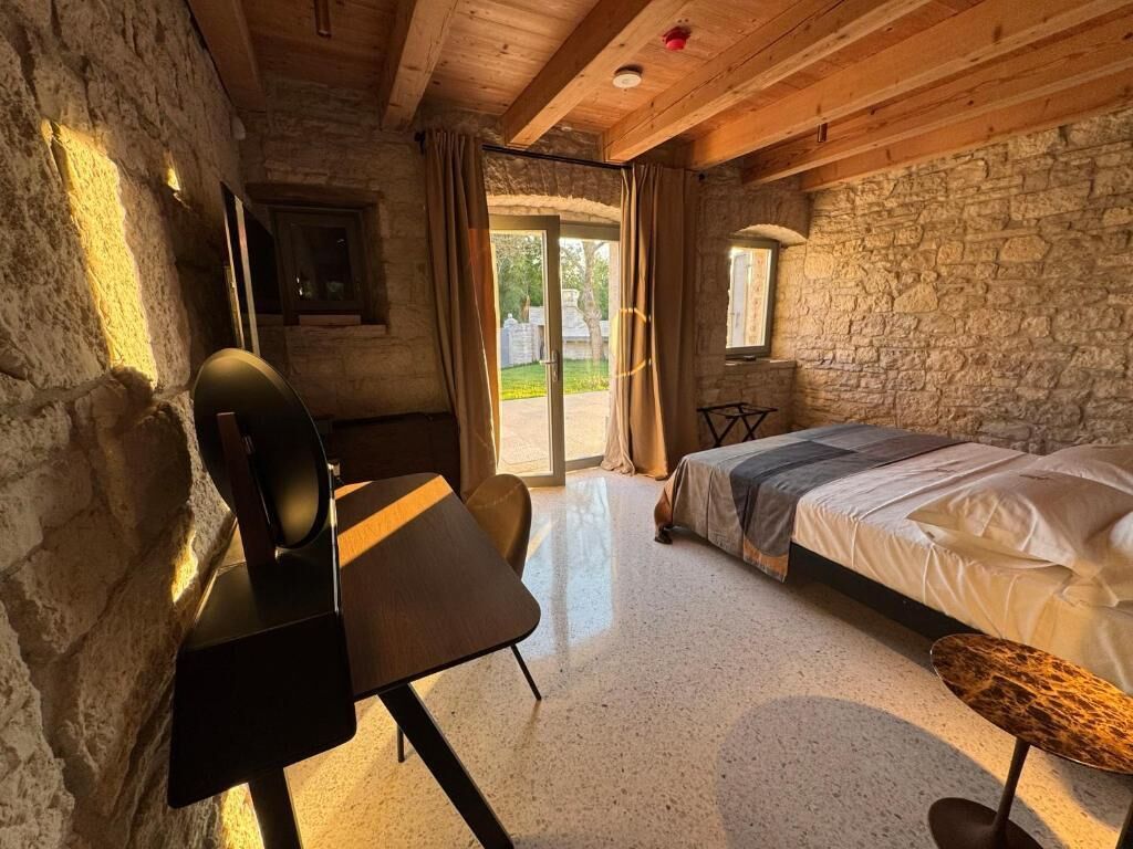 Doppelzimmer, Gartenblick | Zimmersafe, Schreibtisch, Verdunkelungsvorhänge, schallisolierte Zimmer