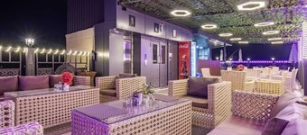 Sondermall Palace