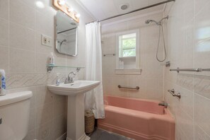 Hair dryer, towels - Lakefront Radford retreat with private dock, deck dining, Samsung Smart TV, and cozy queen bedrooms. (Radford)