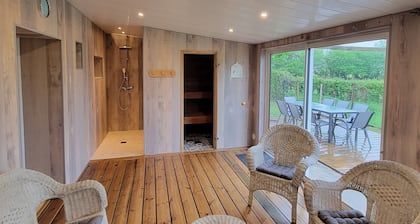 8-person gîte with sauna and garden