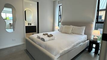 1 chambre, fer et planche à repasser, lit parapluie, Wi-Fi gratuit