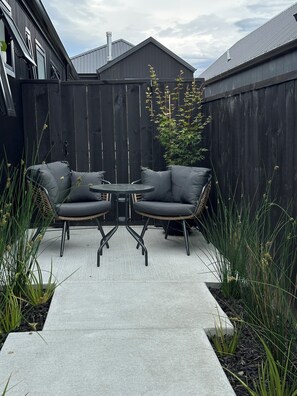 Terrace/patio - Modern, Cosy, Clean Apartment in Peaceful Area (Jack's Point)