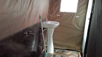 Toallas, jabón, papel higiénico