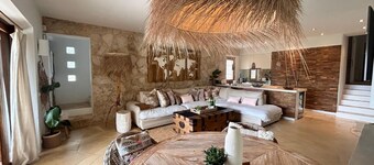 SERENITY POOL VILLA IBIZA