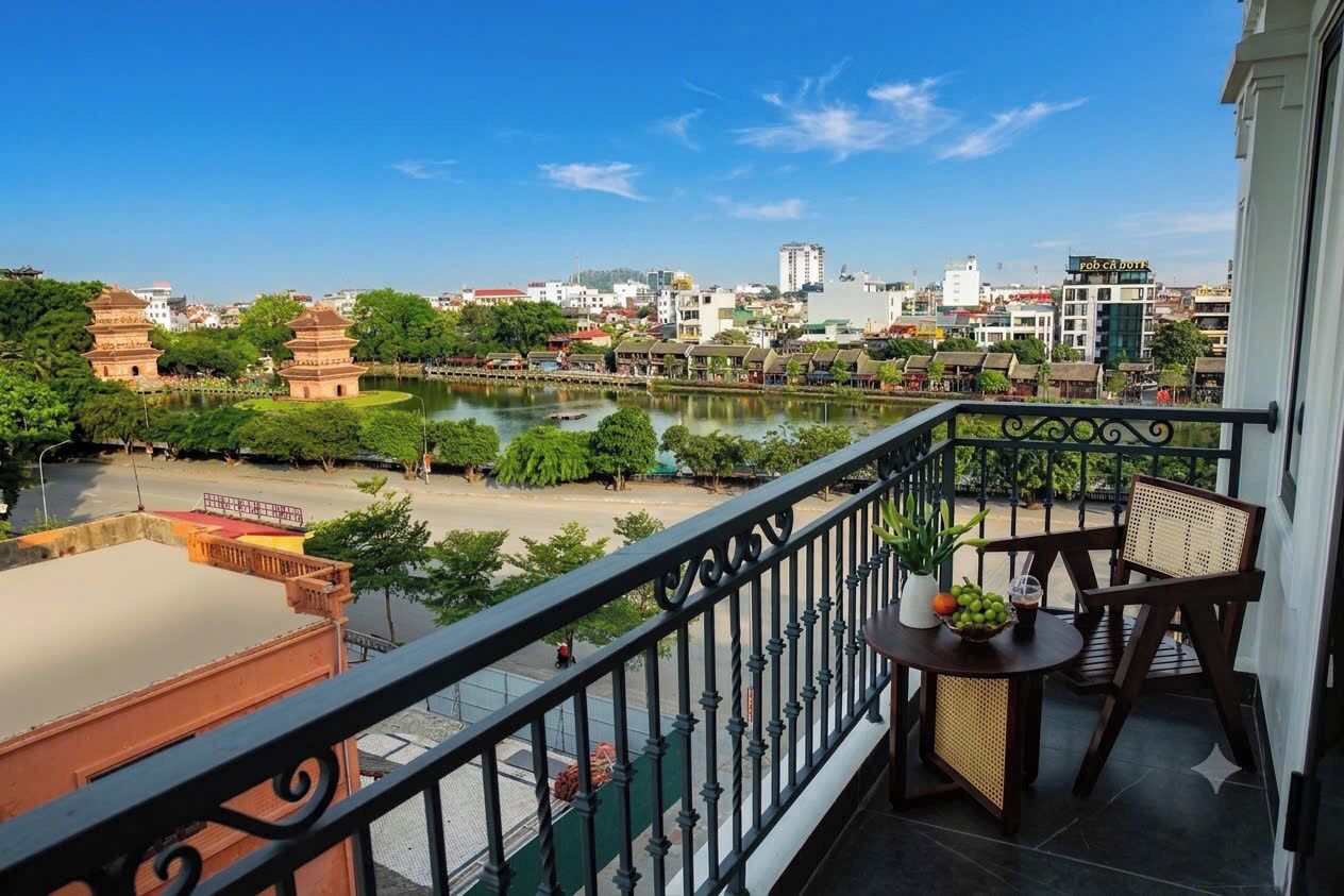 Luxury Room, 1 Bedroom, Non Smoking | Terrace/patio
