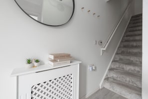 Interior - Modern, fully serviced apartment in a prime location with free parking, (Salford)