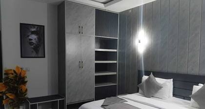EMIRATES STAR HOTEL