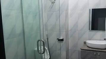 Ducha, cabezal de ducha tipo lluvia, artículos de tocador gratuitos