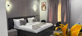 EMIRATES STAR HOTEL