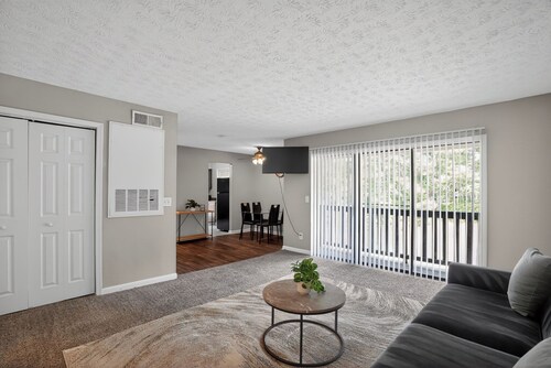 Stylish 2BR, 1.5BA apartment, great flow