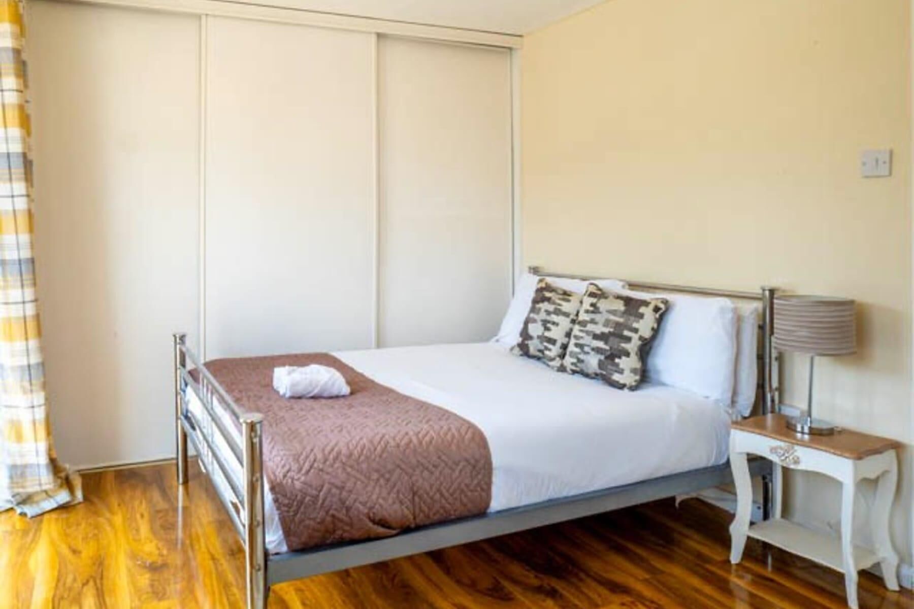 3 habitaciones, wifi gratis y ropa de cama 
