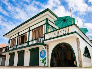 Ngoại thất
