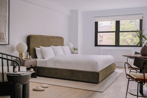 Superior studio, 1 kingsize bed | Een laptopwerkplek, een strijkplank/strijkijzer, gratis wifi
