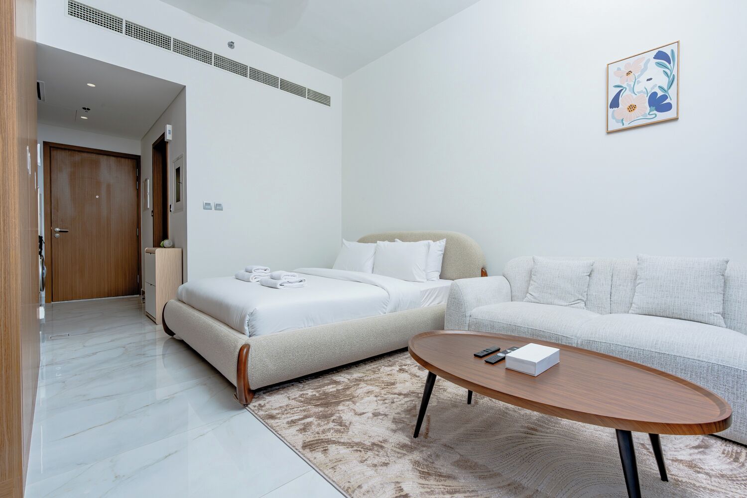 Comfort Studio, Balcony | In-room safe, soundproofing, iron/ironing board, free WiFi