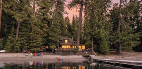 Inertia Inn: Renovated 1929 McCall Lake Cabin with Private Beach and Dock