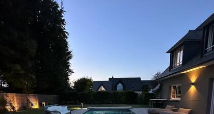Villa de standing avec piscine chauffée • 9 couchages • Proche Rouen / Paris