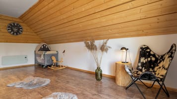 Alpehytte, fjellutsikt | Strykejern/-brett og wi-fi (inkludert)
