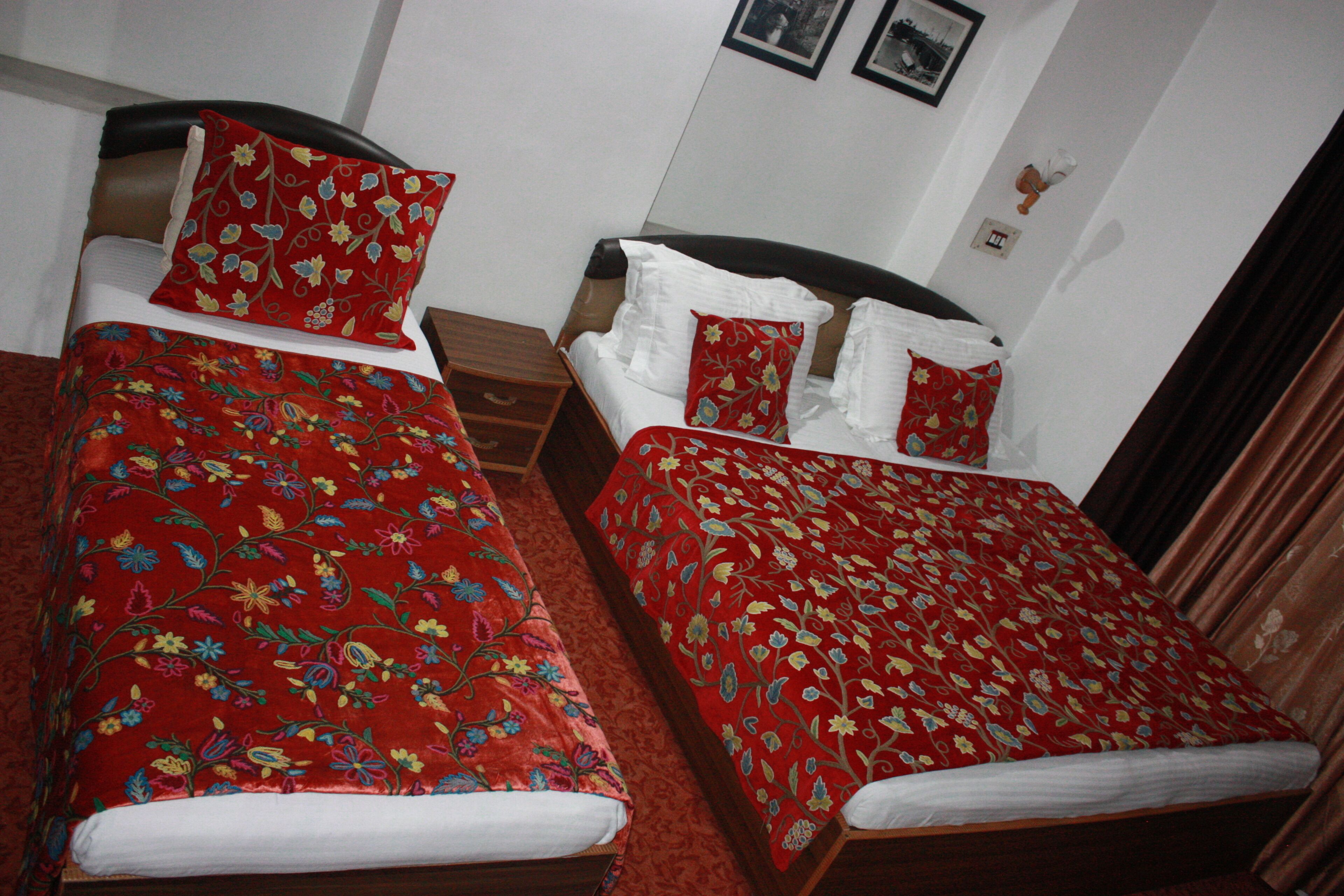 Comfort Room | Free WiFi