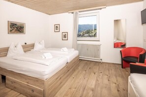 Hypo-allergenic bedding, WiFi, bed sheets - Mentenwirt Pension&Appartements (Sankt Michael im Lungau)