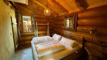 WiFi, bed sheets