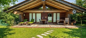 Chalet '4' with Mountain View, Private Terrace and Wi-Fi