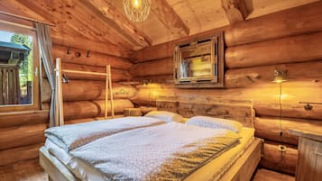 WiFi, bed sheets